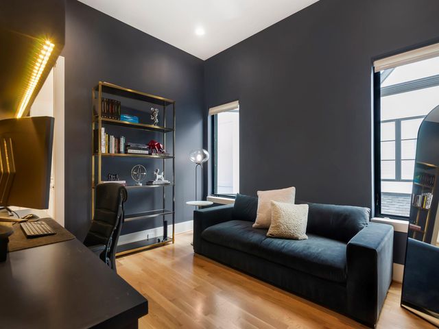 4024 Chatham Lane, Houston, TX 77027