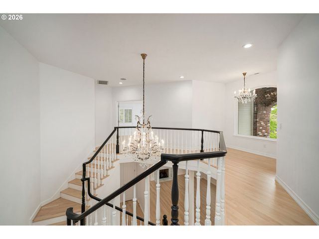 9149 Nw MCKENNA Dr, Portland, OR 97229