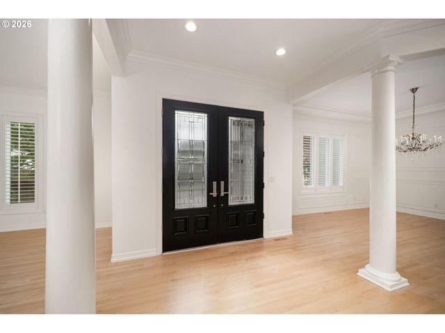 9149 Nw MCKENNA Dr, Portland, OR 97229