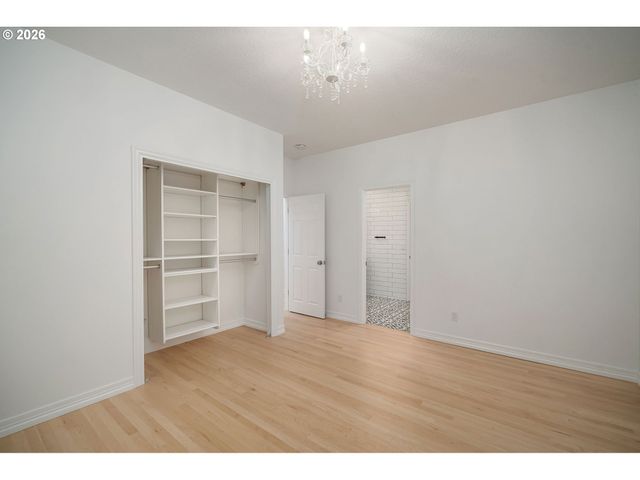 9149 Nw MCKENNA Dr, Portland, OR 97229