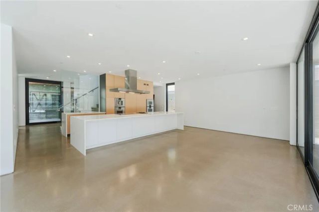 762 Rosecrans, Manhattan Beach, CA 90266