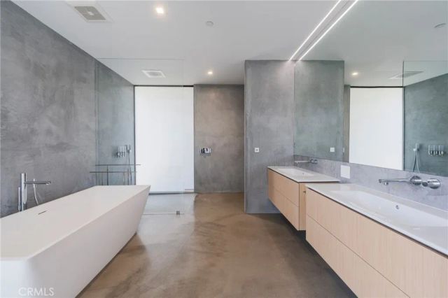 762 Rosecrans, Manhattan Beach, CA 90266
