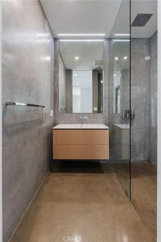 762 Rosecrans, Manhattan Beach, CA 90266