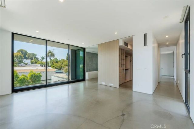 762 Rosecrans, Manhattan Beach, CA 90266