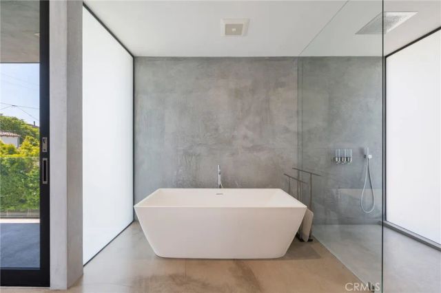 762 Rosecrans, Manhattan Beach, CA 90266
