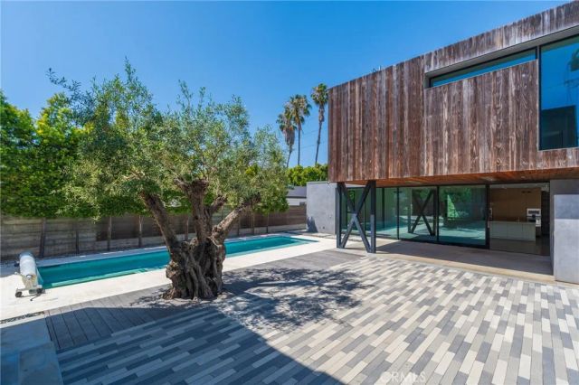 762 Rosecrans, Manhattan Beach, CA 90266