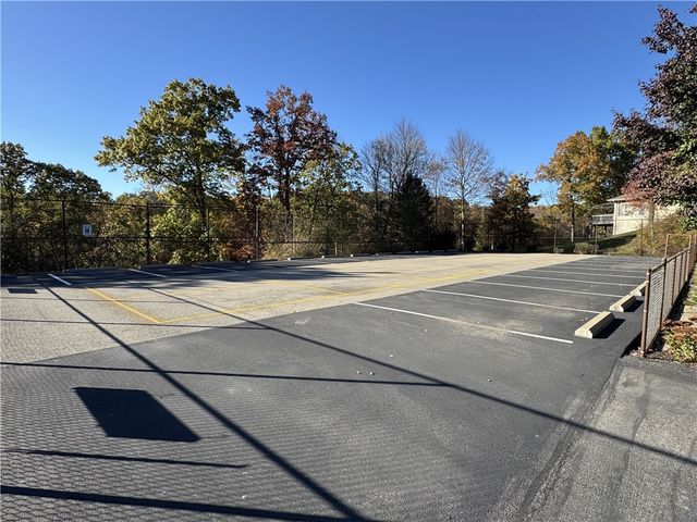 1143 Links Way, West Deer, PA 15044