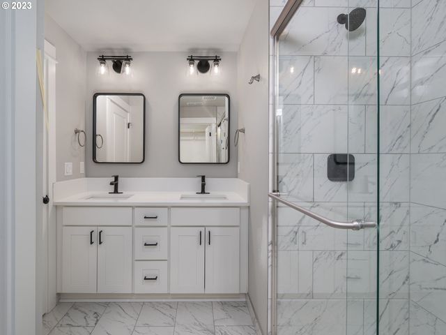 336 SUNDAY Dr, Creswell, OR 97426