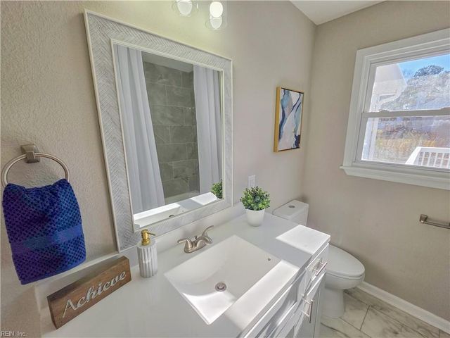 5209 Greenbrook DR, Portsmouth, VA 23703