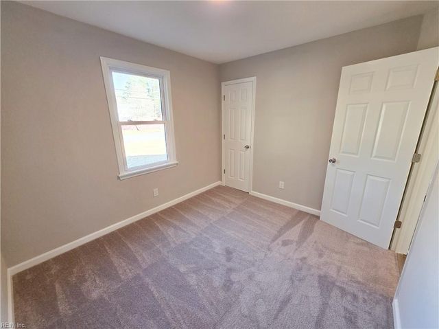 5209 Greenbrook DR, Portsmouth, VA 23703