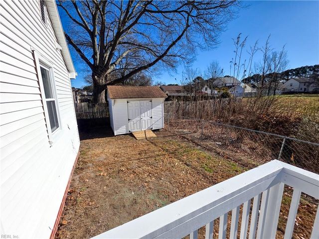 5209 Greenbrook DR, Portsmouth, VA 23703