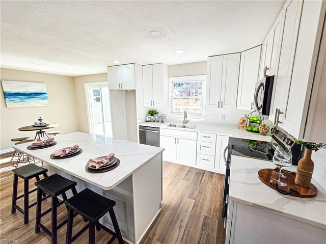 5209 Greenbrook DR, Portsmouth, VA 23703