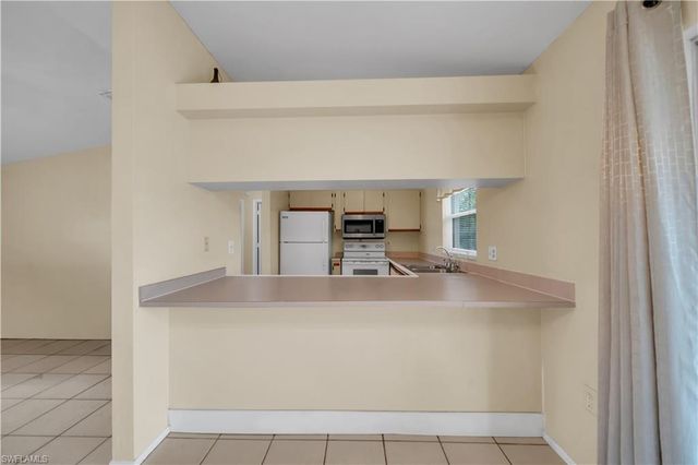 1412 NW 10th ST, Cape Coral, FL 33993