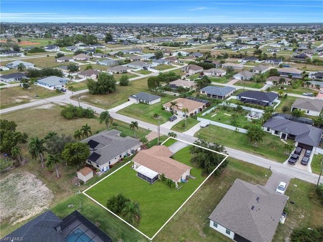 1412 NW 10th ST, Cape Coral, FL 33993