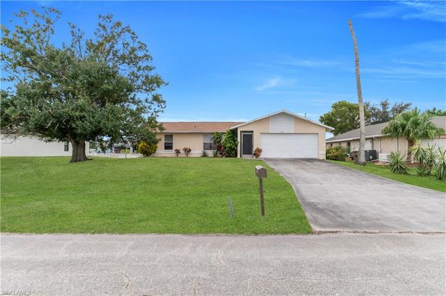 1412 NW 10th ST, Cape Coral, FL 33993