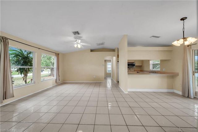 1412 NW 10th ST, Cape Coral, FL 33993