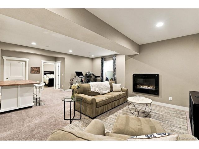 5047 Akron St, Denver, CO 80238