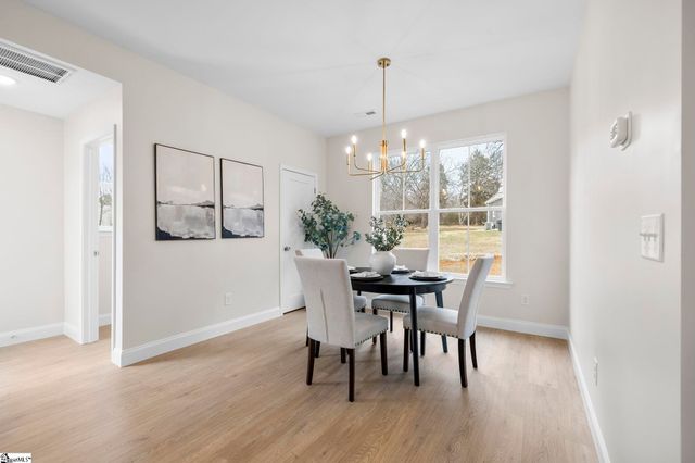 910 Alexander Road, Taylors, SC 29687