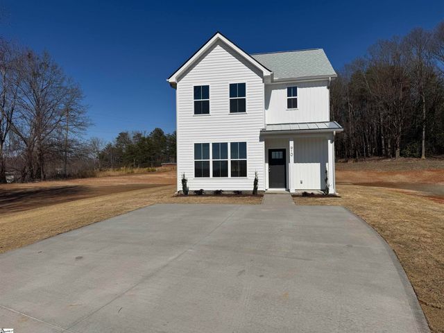 910 Alexander Road, Taylors, SC 29687