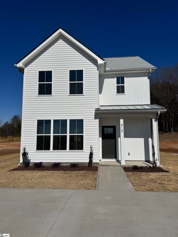 910 Alexander Road, Taylors, SC 29687