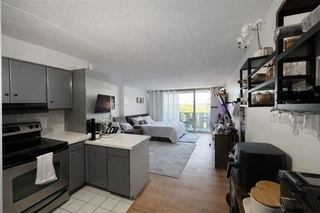 200 Swanton St 704, Winchester, MA 01890