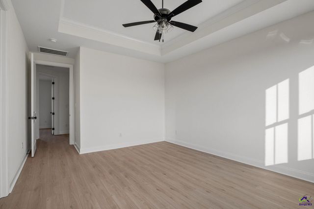 8 Pleasant Oaks Drive, Perry, GA 31069