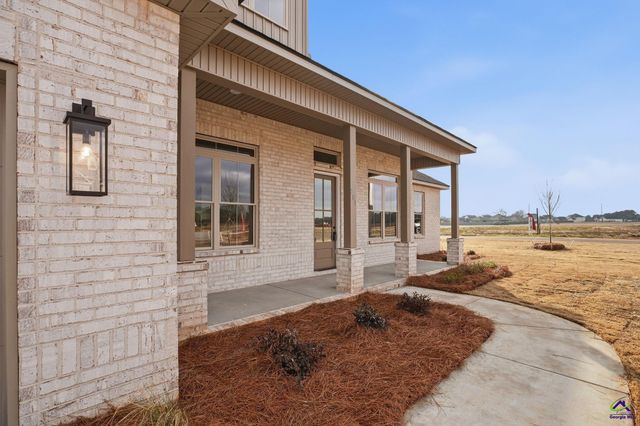 8 Pleasant Oaks Drive, Perry, GA 31069