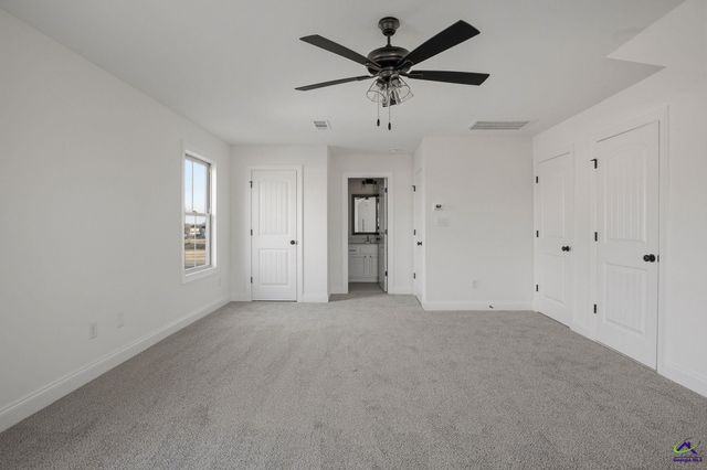8 Pleasant Oaks Drive, Perry, GA 31069