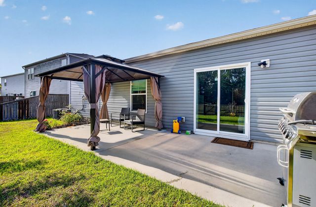 495 Spanish Wells Road, Summerville, SC 29486