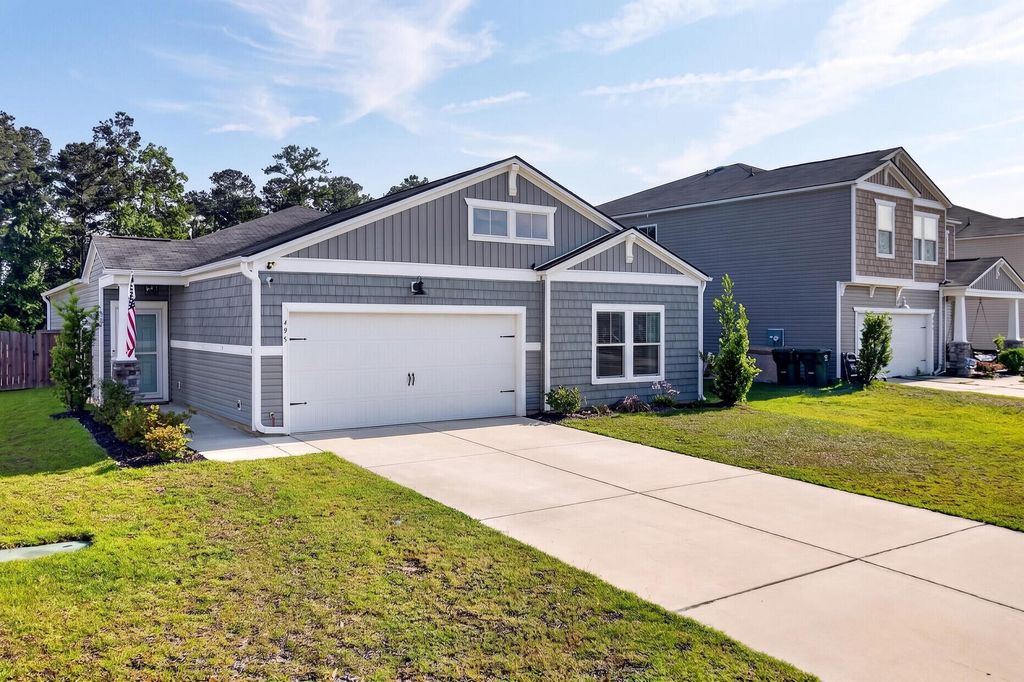 495 Spanish Wells Road, Summerville, SC 29486