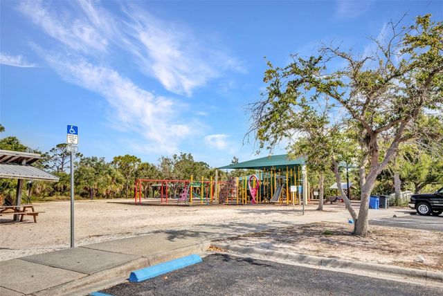 526 GRANT ROAD, Venice, FL 34293