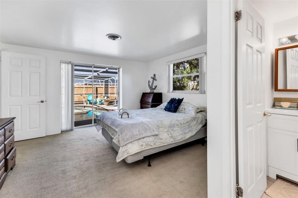 Image 29 of property listing at 526 GRANT ROAD, Venice, FL 34293