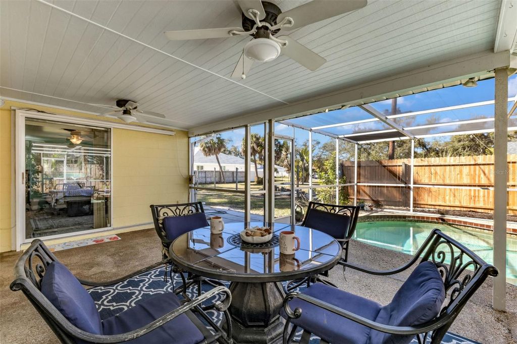 Image 30 of property listing at 526 GRANT ROAD, Venice, FL 34293