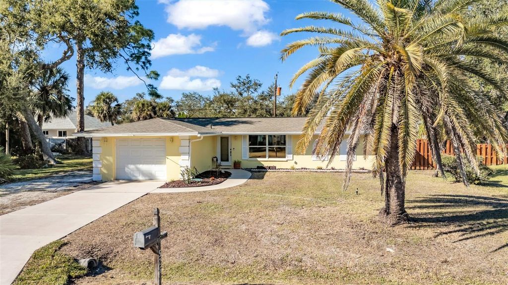 Image 42 of property listing at 526 GRANT ROAD, Venice, FL 34293