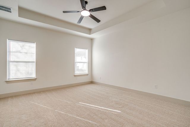 725 Haynie Drive, Runaway Bay, TX 76426