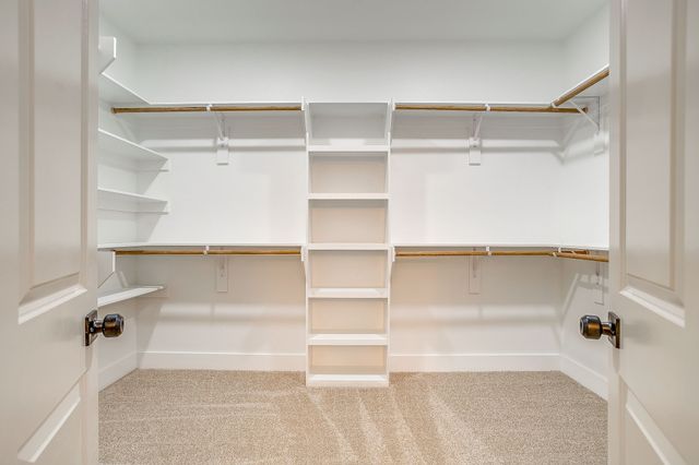 725 Haynie Drive, Runaway Bay, TX 76426