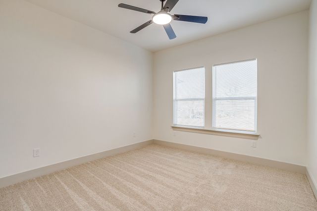 725 Haynie Drive, Runaway Bay, TX 76426