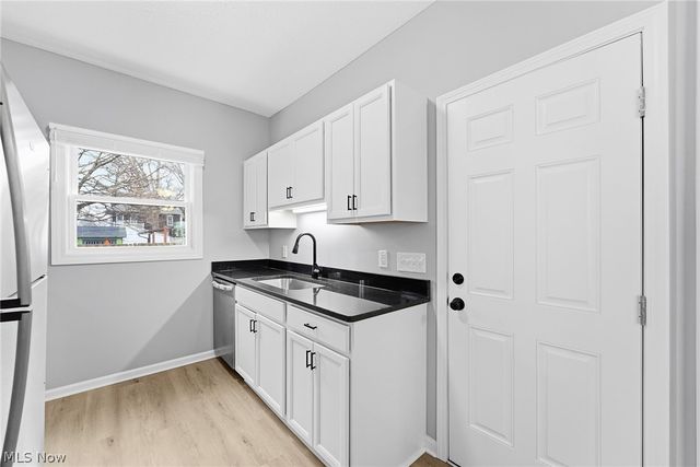 1535 Lakewood Avenue, Lakewood, OH 44107