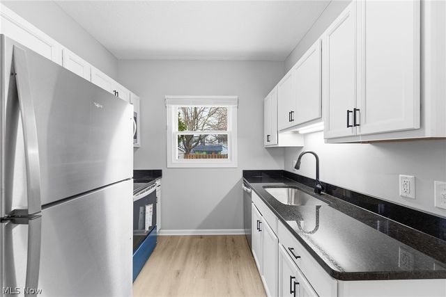 1535 Lakewood Avenue, Lakewood, OH 44107