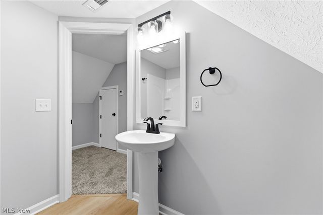 1535 Lakewood Avenue, Lakewood, OH 44107