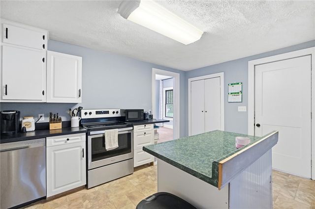 34 Orchard Avenue, Englewood, OH 45322