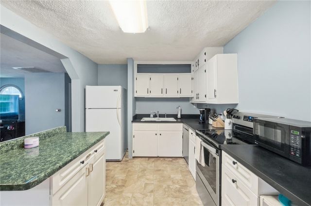 34 Orchard Avenue, Englewood, OH 45322