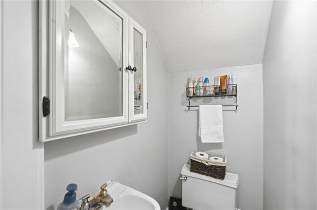 34 Orchard Avenue, Englewood, OH 45322