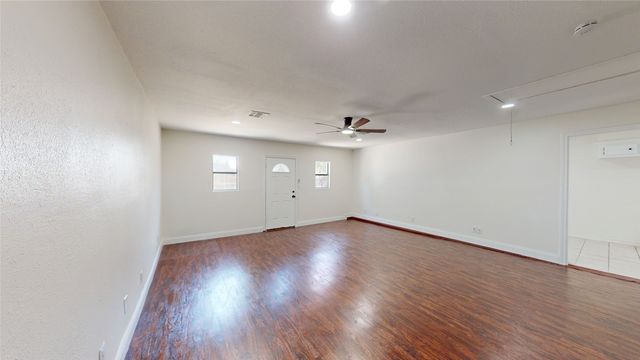 617 Prairie Lane, Mesquite, TX 75150
