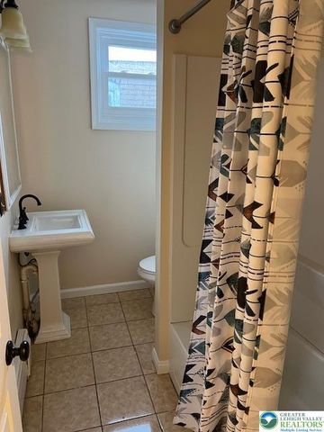 1719 West Broad Street, Bethlehem City, PA 18018