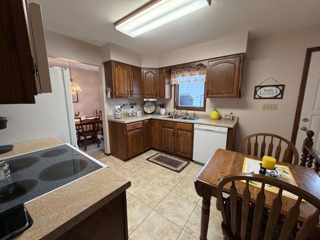 1809 15th Street S, Fargo, ND 58103