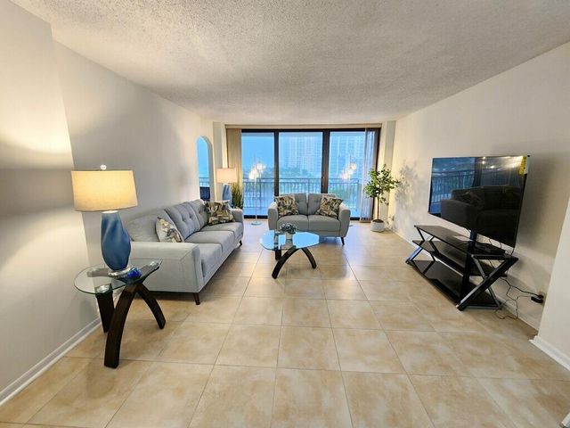 3400 N Ocean Drive 703, Riviera Beach, FL 33404