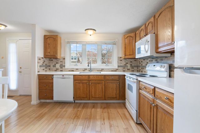 28 B Stonehouse Lane, Keene, NH 03431