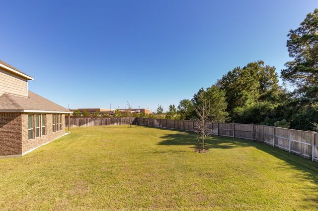 10 Log House Court, Tomball, TX 77375