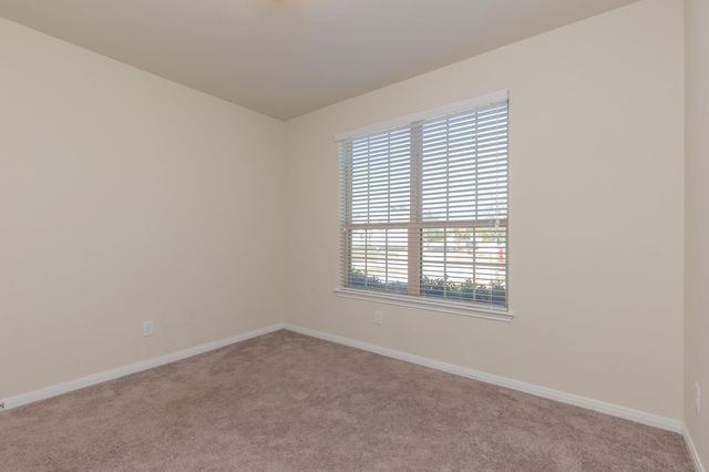 10 Log House Court, Tomball, TX 77375